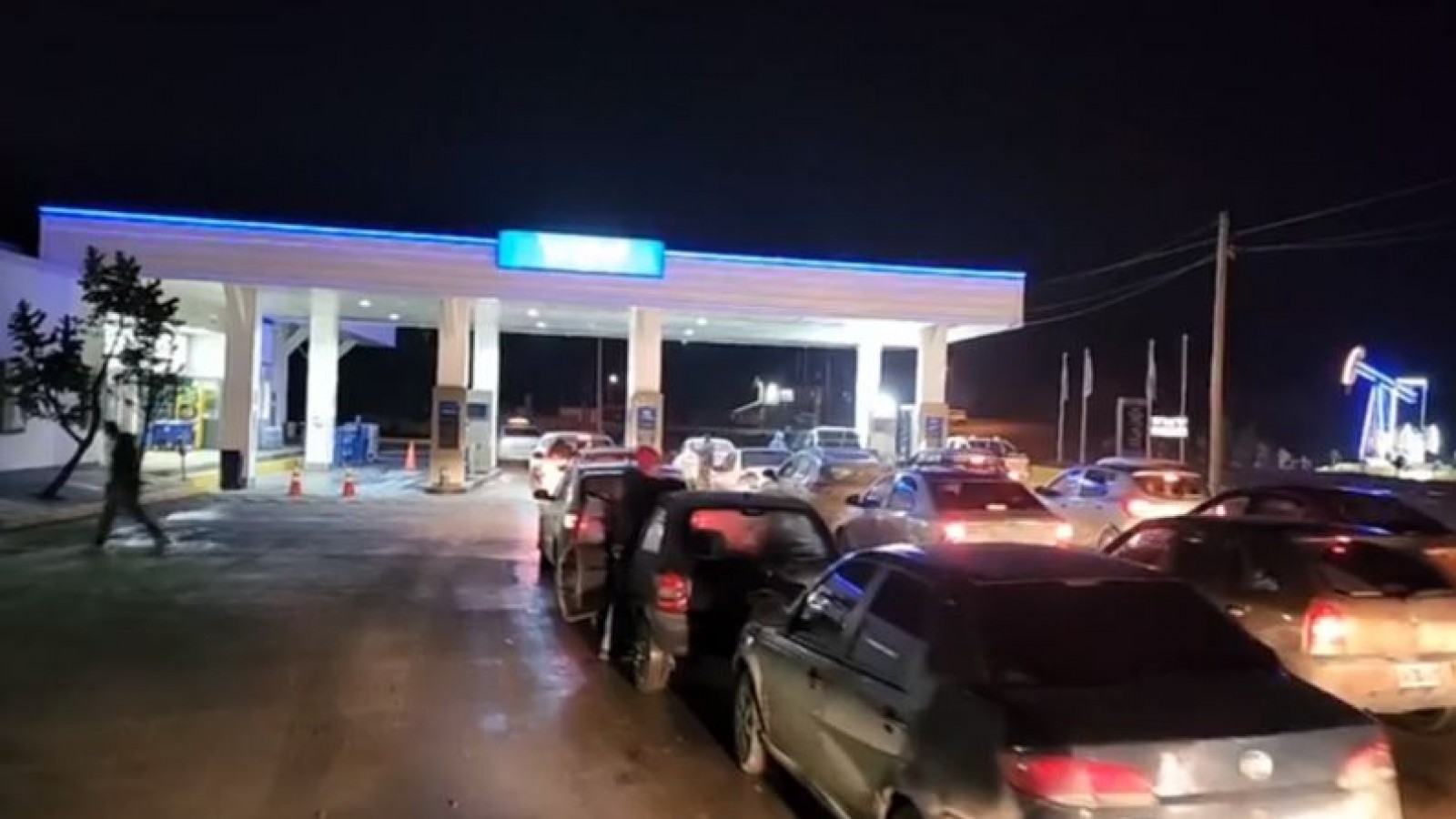 Tierra del Fuego: “Se irá restableciendo con el correr de las horas” el abastecimiento de combustible